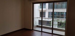 Room in 2 BHK Apartment at Emaar Digi Homes, Sector 62 – for Rent