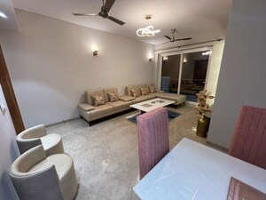 Team Area in 3.5 BHK Apartment at Emaar Digi Homes, Sector 62 – for Rent