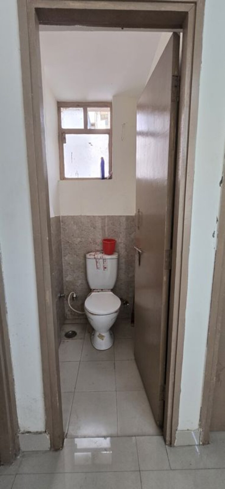Bathroom, sare-home 3 Bedroom 1593 Sq.Ft. Apartment In Sector 92 Gurgaon 10661856