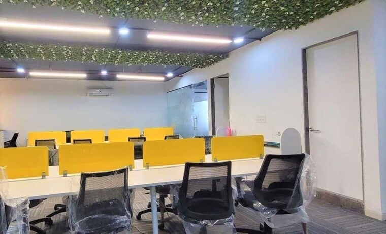 Team Area, tukoganj Commercial Office Space 1260 Sq.Ft. In Tukoganj Indore 10661870