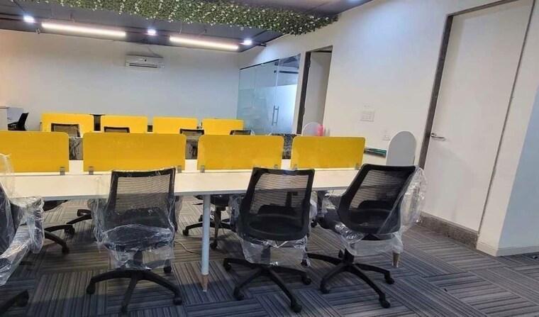 Team Area, tukoganj Commercial Office Space 1260 Sq.Ft. In Tukoganj Indore 10661870