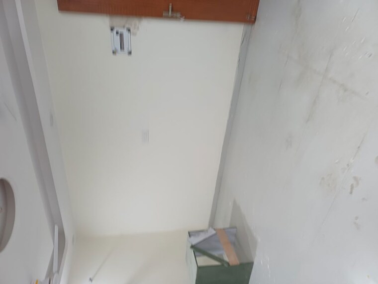 Room, budh vihar 3.5 Bedroom 75 Sq.Yd. Builder Floor In Budh Vihar Delhi 10661894
