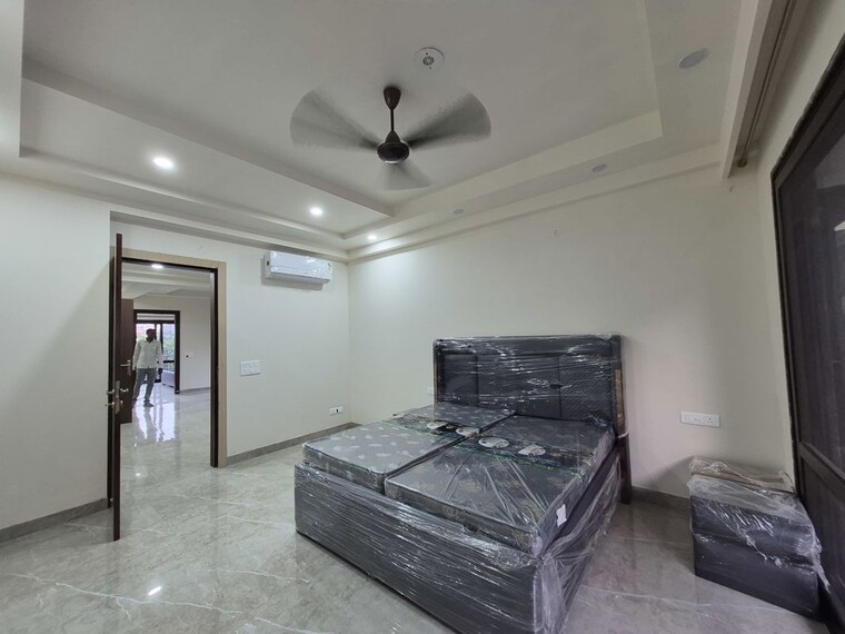 Bedroom, sector 51 3 Bedroom 2500 Sq.Ft. Builder Floor In Sector 51 Gurgaon 10661911