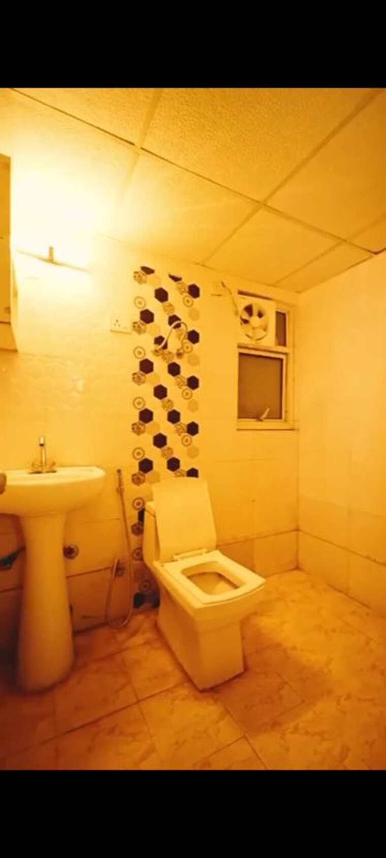 Bathroom, eureka-diya-green-city 2 Bedroom 968 Sq.Ft. Apartment In Raj Nagar Extension Ghaziabad 10661910