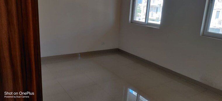 Room, emaar-emerald-floors 4 Bedroom 1975 Sq.Ft. Apartment In Sector 65 Gurgaon 10661924