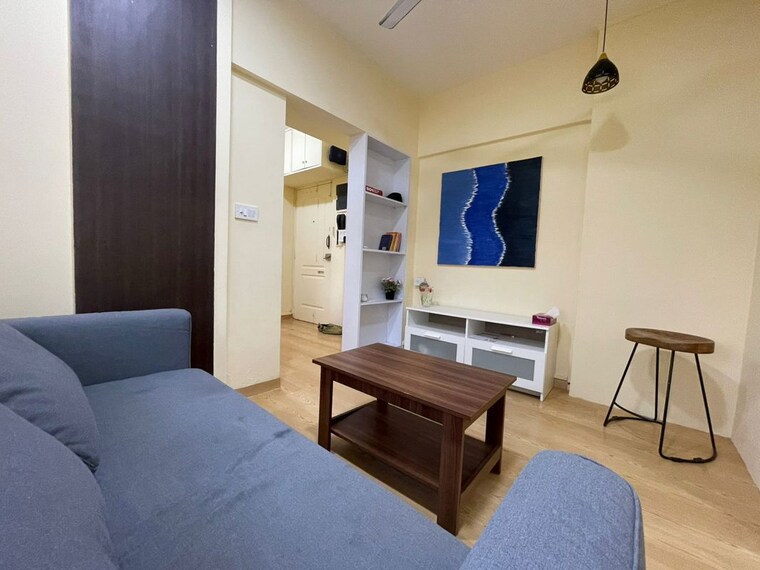 Living Room, lady-ratan-tower 1 Bedroom 650 Sq.Ft. Apartment In Worli Mumbai 10661937