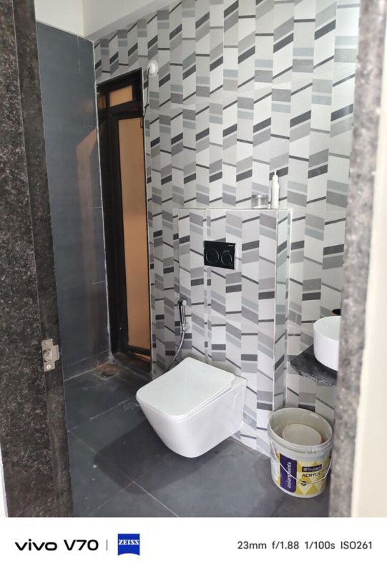 Bathroom, damji-shamji-mahavir-spring-tulip-phase-1 3 Bedroom 842 Sq.Ft. Apartment In Pokhran Road No Two Thane 10661960