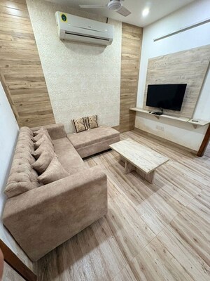 Bathroom in 1.5 BHK Builder Floor at Dlf Cyber City – for Rent