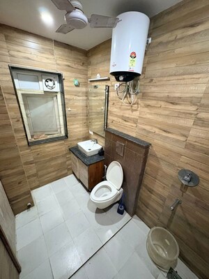 Bathroom in 1.5 BHK Builder Floor at Dlf Cyber City – for Rent
