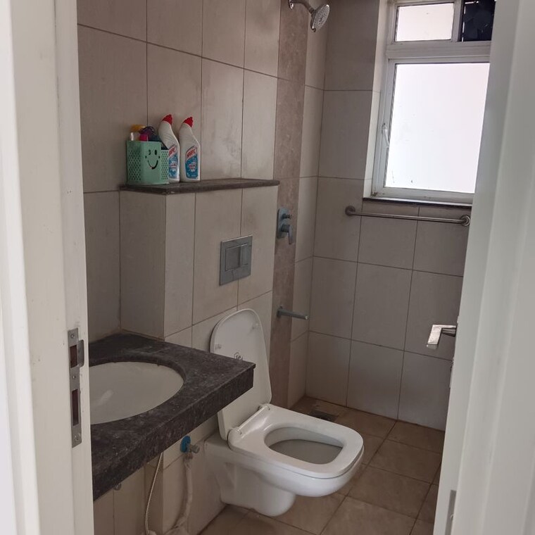 Bathroom, godrej-boulevard 3 Bedroom 789 Sq.Ft. Apartment In Manjari Pune 10661909