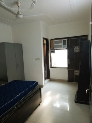 Room in 1 BHK Builder Floor at Paryavaran Complex – for Rent