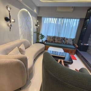 Team Area in 2 BHK Apartment at Kanakia Silicon Valley, Powai – for Rent