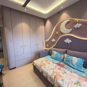 Bedroom in 2 BHK Apartment at Kanakia Silicon Valley, Powai – for Rent