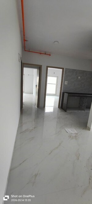 2 BHK Apartment – Entrance View at Labdhi Seabreeze, Wadala - for Rent