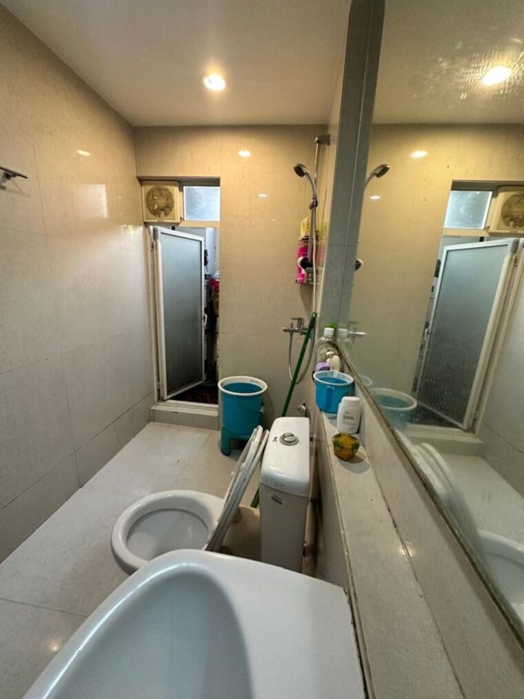 Attached Bathroom, hiranandani estate 2 Bedroom 1091 Sq.Ft. Apartment In Hiranandani Estate Thane 10662040