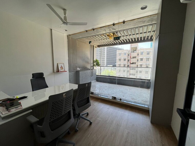 Team Area, shreeya-amalga Commercial Office Space 2790 Sq.Ft. In Thaltej Ahmedabad 10662044