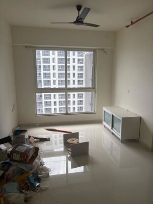 Living Room in 2.5 BHK Apartment at Sheth Zuri, Laxmi Nagar – for Rent