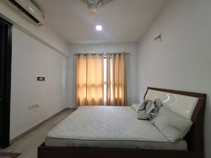 Bedroom in 2.5 BHK Apartment at Sheth Zuri, Laxmi Nagar – for Rent
