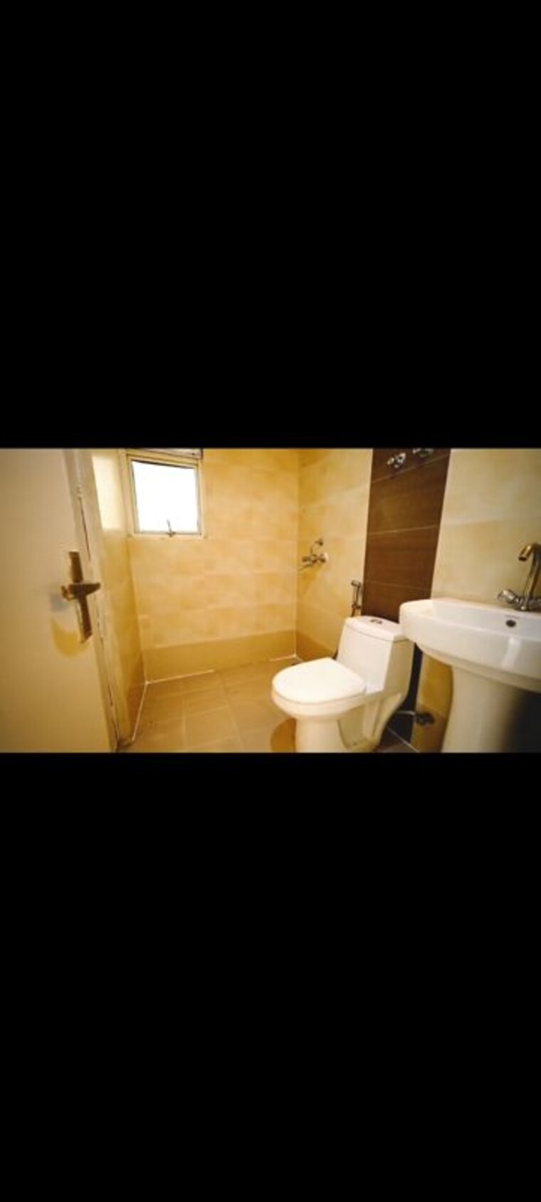 Bathroom, mittal-rajnagar-residency 3 Bedroom 1380 Sq.Ft. Apartment In Raj Nagar Extension Ghaziabad 10661798