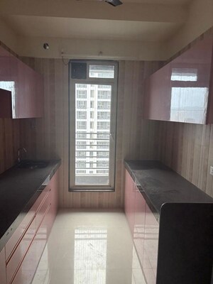 2 BHK Apartment For Rent in Sheth Zuri, Laxmi Nagar