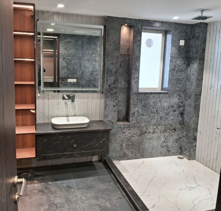 Bathroom, bptp-amstoria 3 Bedroom 2384 Sq.Ft. Apartment In Sector 102 Gurgaon 10662114