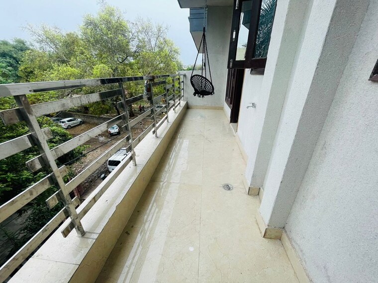 Balcony, saket 1 Bedroom 500 Sq.Ft. Apartment In Saket Delhi 10662112