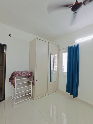 Room in 3 BHK Apartment at ASBL Spectra, Financial District – for Rent