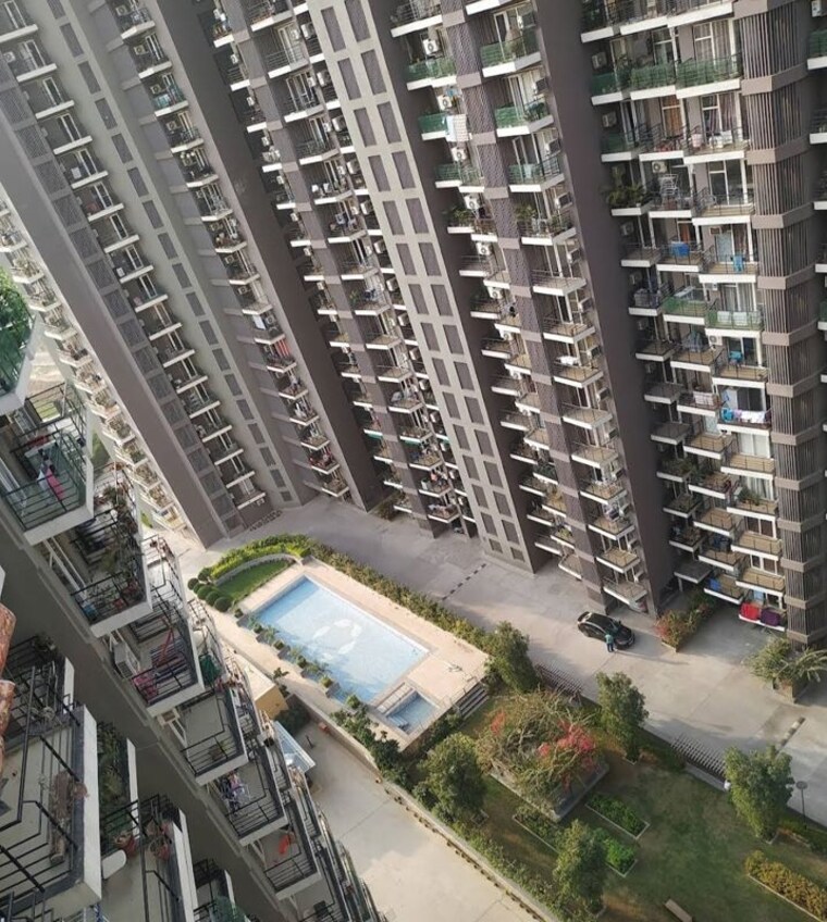 Exterior View, dhoot-time-residency 3 Bedroom 1502 Sq.Ft. Apartment In Sector 63 Gurgaon 10662139