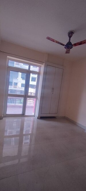 Room in 2.5 BHK Apartment at Shiv Sai Emerald Heights, Sector 88 – for Rent