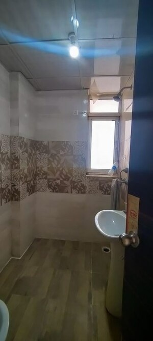 Bathroom in 2.5 BHK Apartment at Shiv Sai Emerald Heights, Sector 88 – for Rent