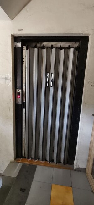 Building Lobby in 1 BHK Apartment at Dinesh Complex Wadgaon Sheri, Wadgaon Sheri – for Rent