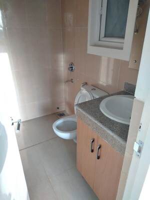 Bathroom in 3 BHK Apartment at Emaar Emerald Floors Premier, Sector 65 – for Rent