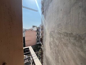 Balcony in 1 BHK Builder Floor at Saket – for Rent