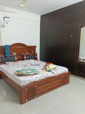 Bedroom in 3 BHK Apartment at Diamond Estates 7, Kphb – for Rent