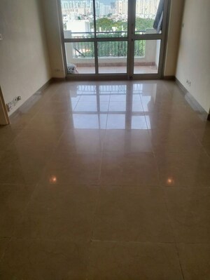 Room in 3 BHK Apartment at Emaar Emerald Floors Premier, Sector 65 – for Rent