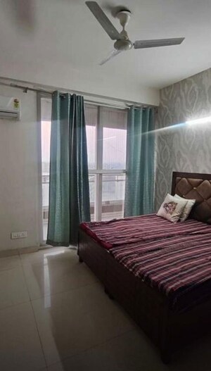 3 BHK Apartment For Rent in Maya Green Lotus Utsav, International Airport Road