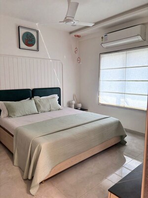 Bedroom in 4 BHK Villa at Meadows Luxuria, Atladara – for Sale