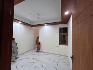 Room in 1 BHK Apartment at Saket – for Rent