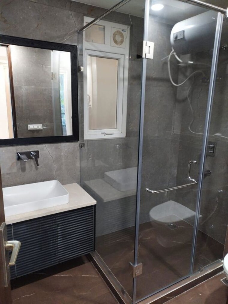 Bathroom, sushant lok i 4 Bedroom 3762 Sq.Ft. Builder Floor In Sushant Lok I Gurgaon 10662201