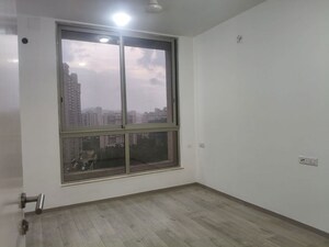 1 BHK Apartment For Rent in Hiranandani Estate