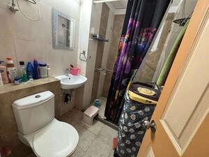 Team Area in 3 BHK Apartment at AC Tower, Sector 84 – for Rent