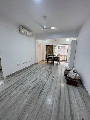 2 BHK Apartment For Rent in Bandra West
