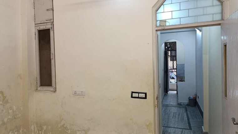 Room, vaishali sector 3 1 Bedroom 350 Sq.Ft. Builder Floor In Vaishali Sector 3 Ghaziabad 10662264