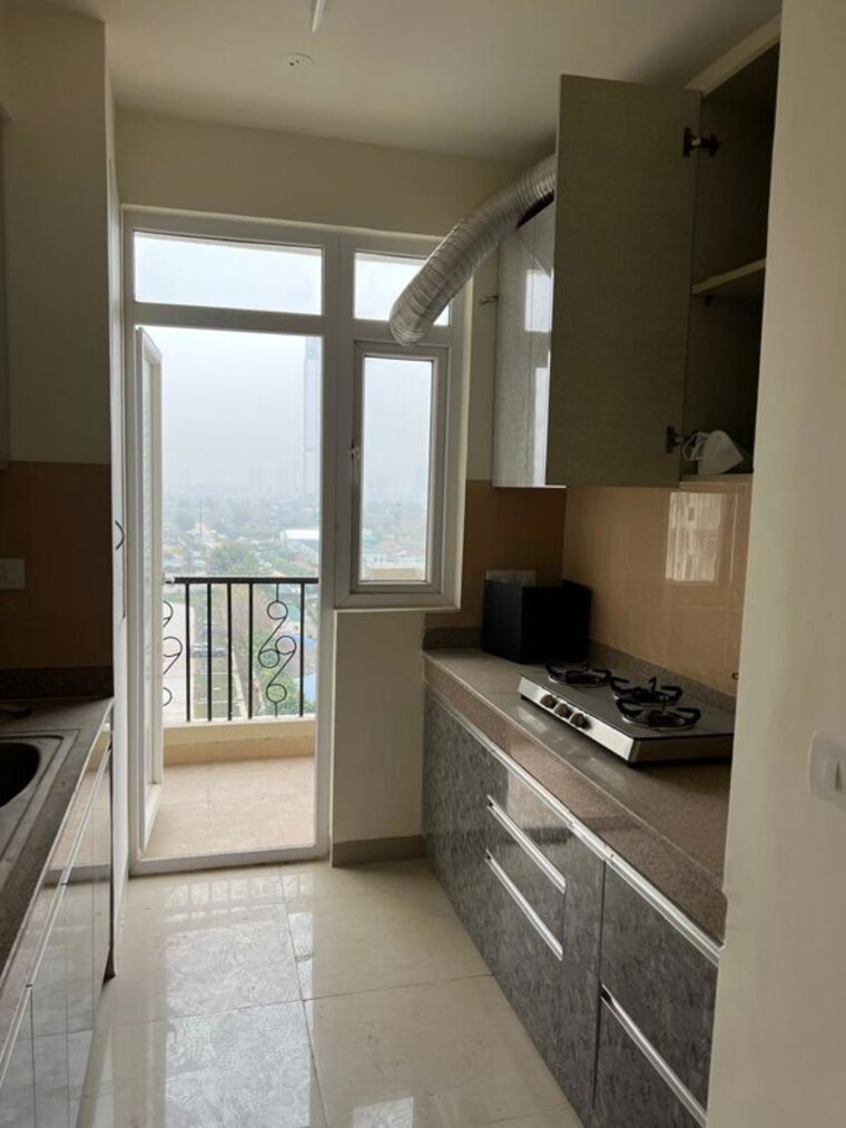 Kitchen, emaar-emerald-estate 3 Bedroom 1310 Sq.Ft. Apartment In Sector 65 Gurgaon 10662320