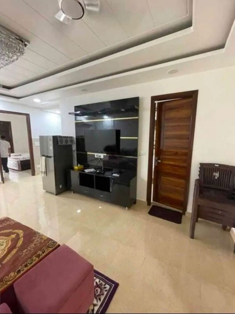 Living Room, subhash nagar 3 Bedroom 150 Sq.Yd. Builder Floor In Subhash Nagar Delhi 10662338
