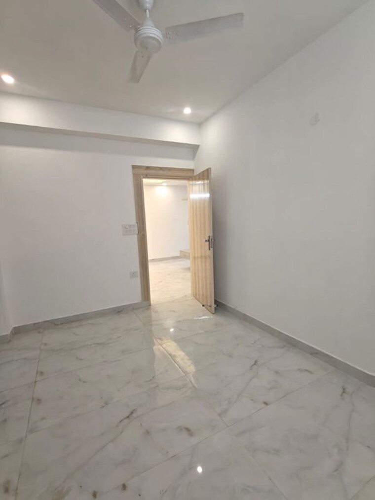 Room, saket 1 Bedroom 500 Sq.Ft. Apartment In Saket Delhi 10662353