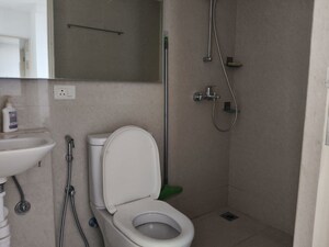 Bathroom in 1 BHK Apartment at Hiranandani Estate – for Rent