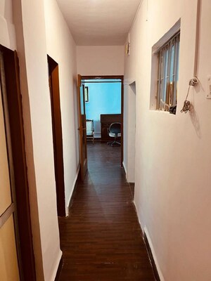  2 BHK Apartment at Santacruz West – for Rent