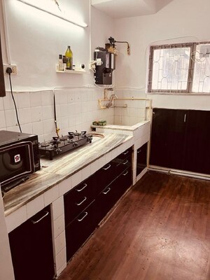Kitchen in 2 BHK Apartment at Santacruz West – for Rent