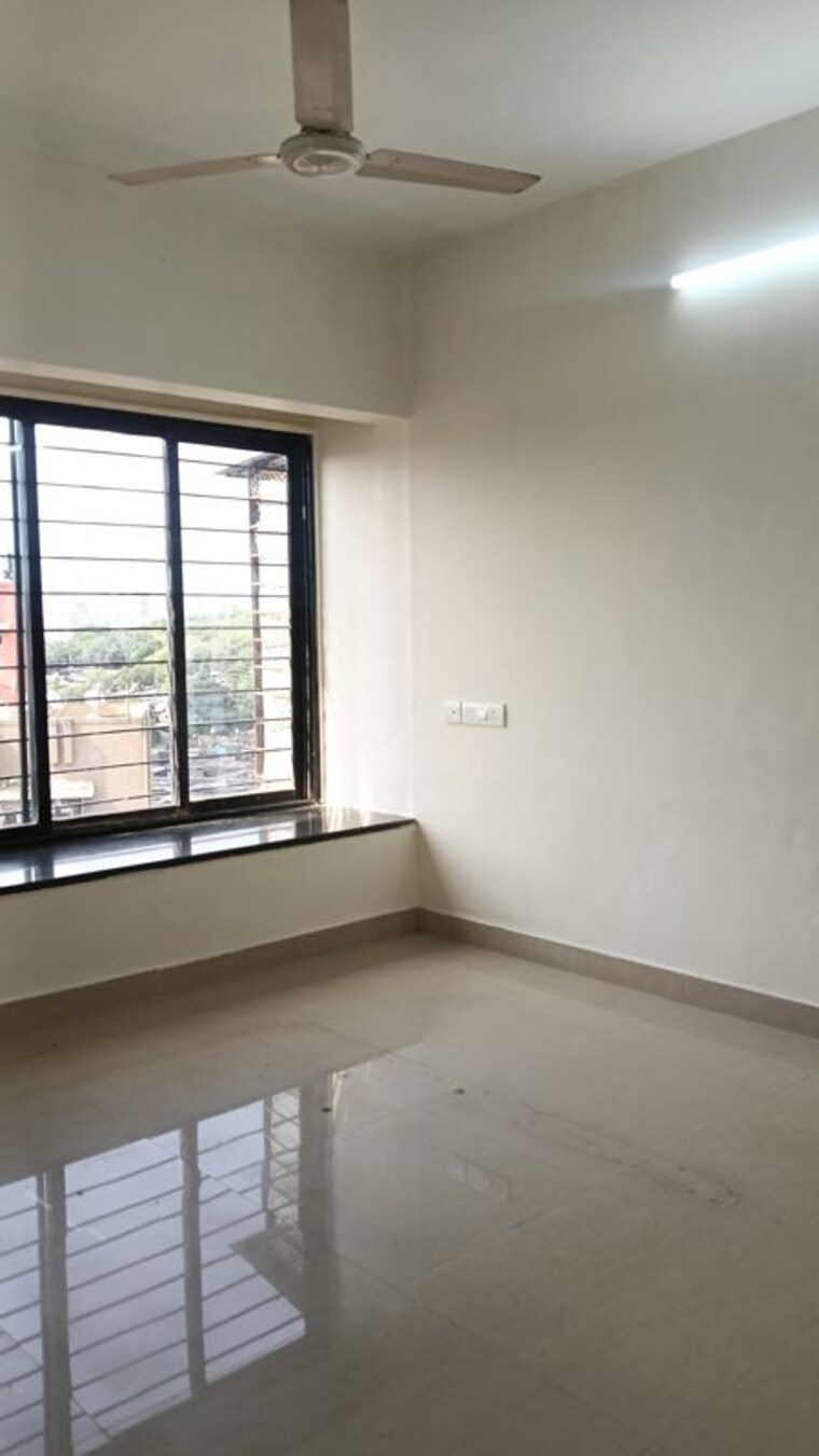 Room, swapnalok-apartments-malad-east 3 Bedroom 1000 Sq.Ft. Apartment In Malad East Mumbai 10662308
